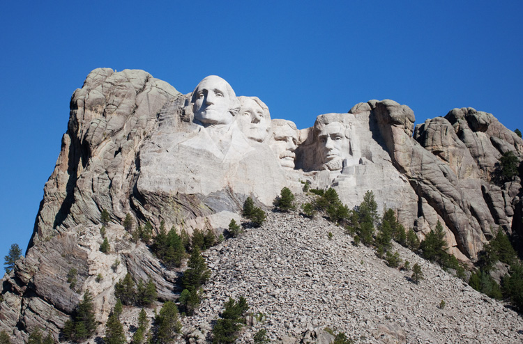Mount Rushmore with kids
